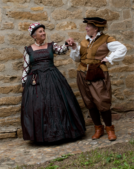 Camerata-costume-renaissance-peuple